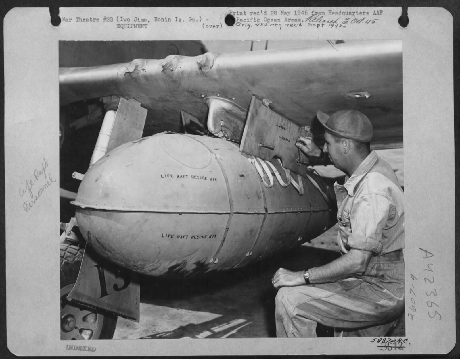 Photo(s) of the Week; Life Raft Rescue Kit – Iwo Jima Models